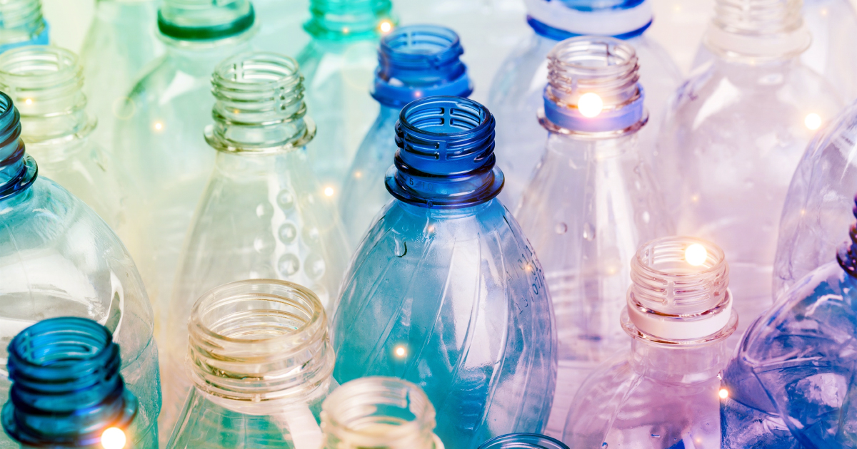 Bouteilles plastique: la FNCCR propose de fixer des objectifs de rduction aux producteurs de boissons