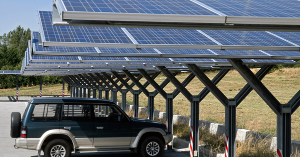 Photovoltaque: un projet d'arrt encadre l'quipement des nouvelles toitures commerciales