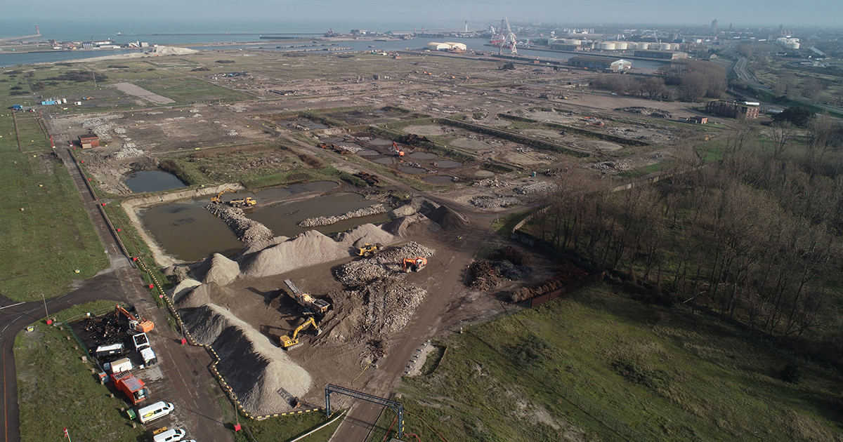 Ancienne raffinerie de Dunkerque: la dpollution du site s'acclre