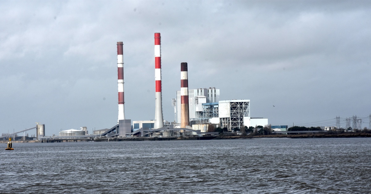 Un dcret prolonge l'activit des centrales  charbon cet hiver