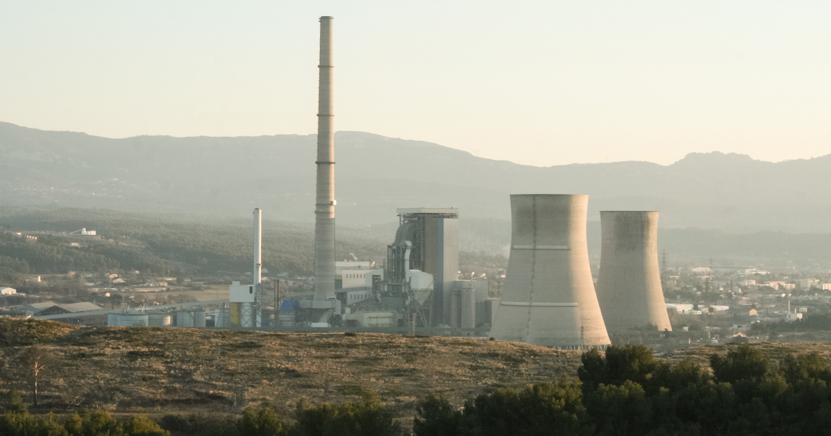Le ministre de l'cologie annonce le redmarrage de la centrale  biomasse de Gardanne 