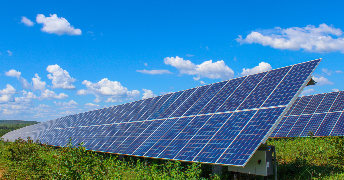 Trait sur la charte de l'nergie: la France poursuivie pour modification des tarifs d'achat photovoltaques