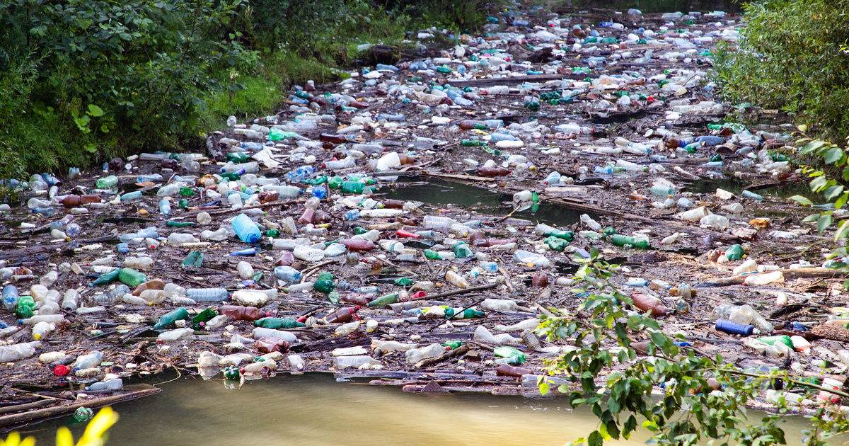 Pollution plastique: Surfrider publie une carte des dchets en rivire