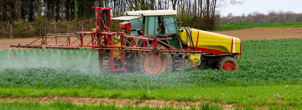 Pesticides : 1.200 mdecins appellent  de profondes rformes pour protger la population