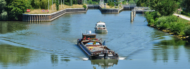 Un rapport parlementaire pointe le dficit fluvial franais