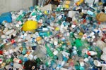 Photo Dchets plastiques mnagers dans un centre de tri