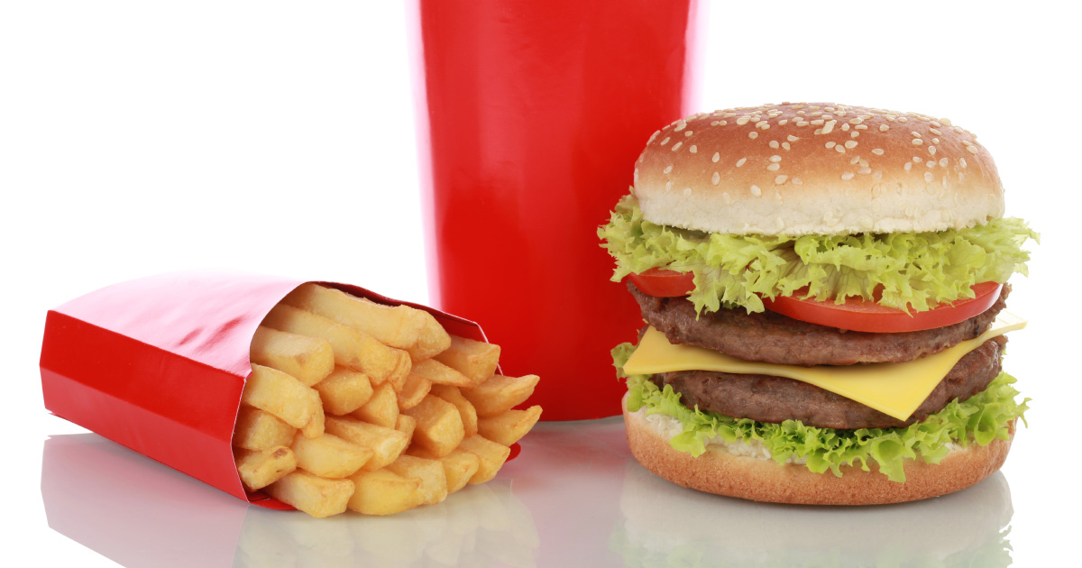 Fast-foods : Zero Waste alerte sur l'absence de tri des déchets