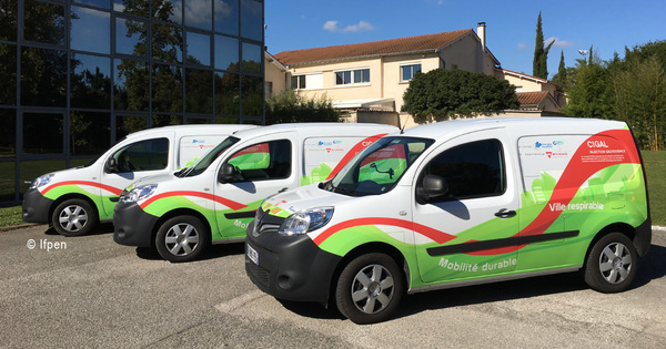 V�hicules propres�: l'Ifpen va tester la voiture � double r�servoir essence/gaz