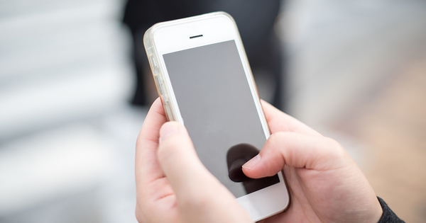 Ralentissement des iPhones: le parquet de Paris ouvre une enqute prliminaire