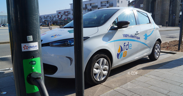 V�hicules �lectriques�: � Calais, on exp�rimente la recharge sur les lampadaires
