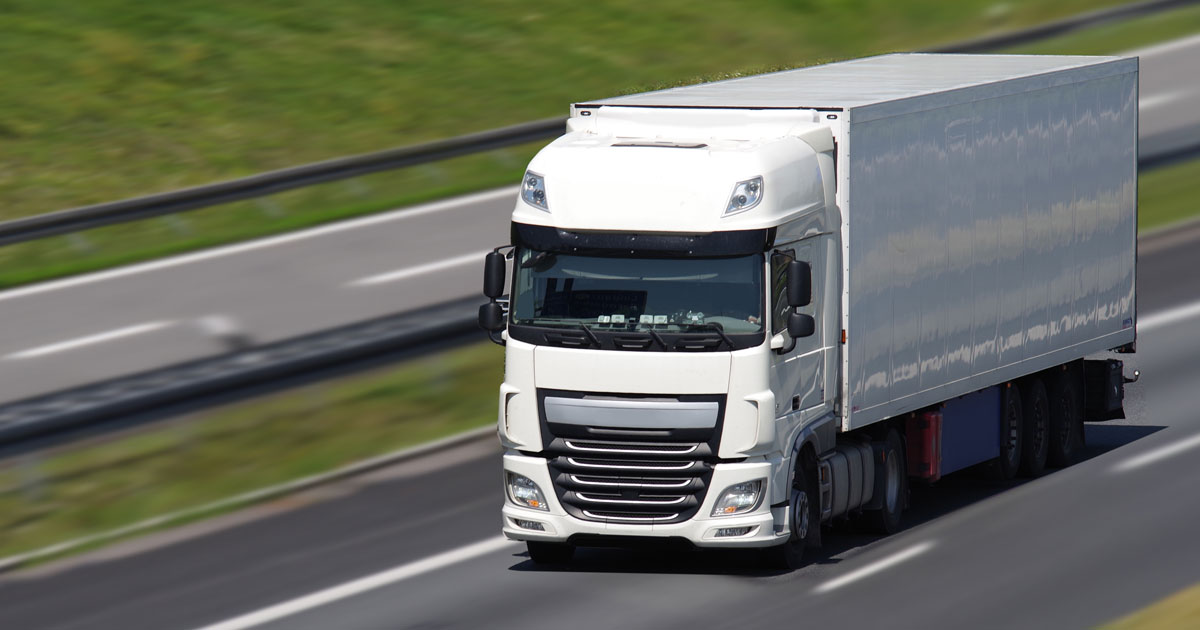 Les députés adoptent un mécanisme incitant à l'acquisition de camions moins polluants