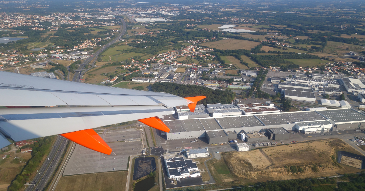NotreDamedesLandes l'Etat fixe le calendrier pour réaménager l'aéroport existant