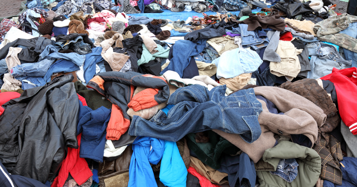 Un arrêté permet la sortie du statut de déchet de certains textiles usagés
