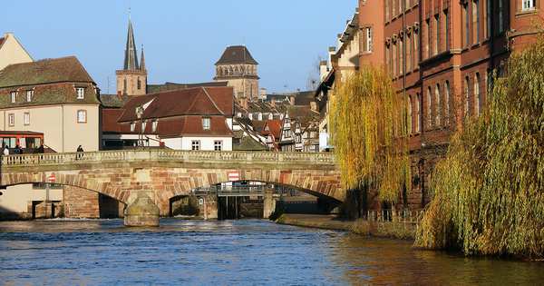 Pollution de l'air�: plus d'un tiers des �coles strasbourgeoises expos�es au dioxyde d'azote