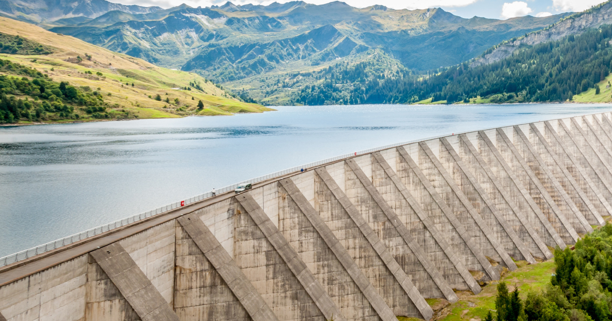 Hydroélectricité : des députés demandent de renoncer à l'ouverture à la concurrence