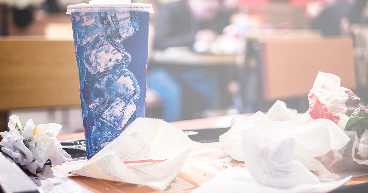 Les principales chaînes de fast-food s'engagent à mieux trier les déchets