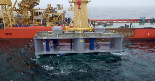Projet OceanQuest: mise en service de l'hydrolienne marine