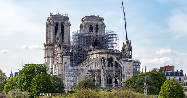Reconstruction de Notre-Dame de Paris�: la loi est d�finitivement adopt�e