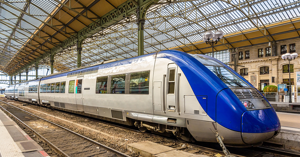 SNCF finalise la commande d'une quinzaine de trains r�gionaux � hydrog�ne
