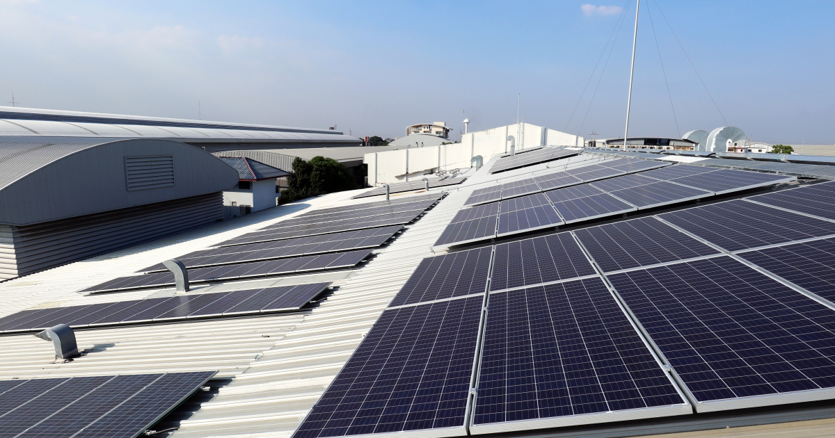 Le Havre : un projet pour recouvrir de photovoltaïque 15 000 m2 d'entrepôts portuaires  