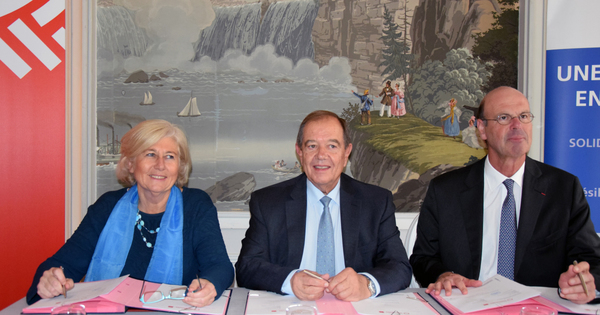 La m�tropole du Grand Paris signe pour un Aqua-Pr�t