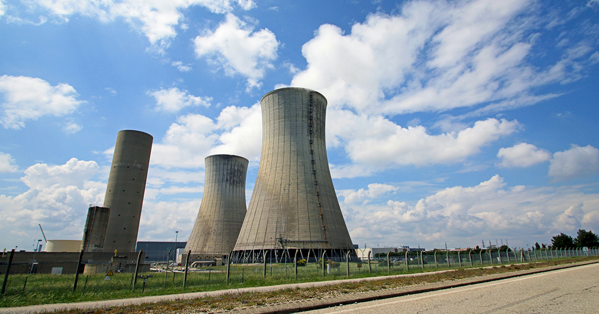 Nucléaire : l'ASN donne son feu vert à la poursuite d'exploitation du réacteur 4 de Tricastin