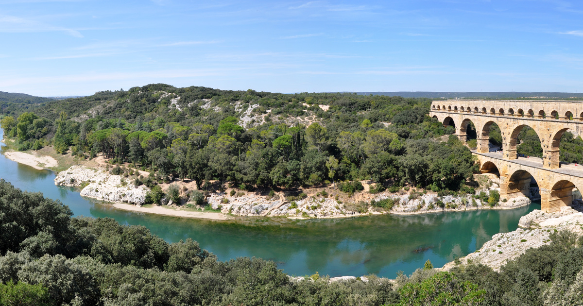 Les espces protges font tomber le projet Amazon du pont du Gard