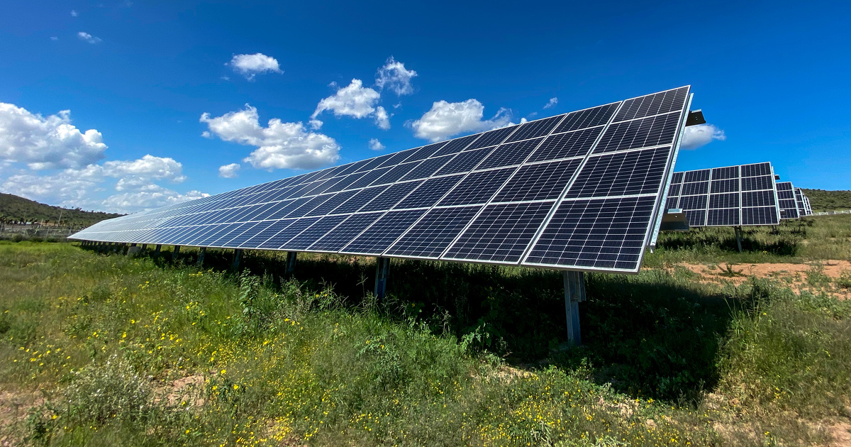 Photovoltaque au sol: 900 MW de projets retenus par appel d'offres