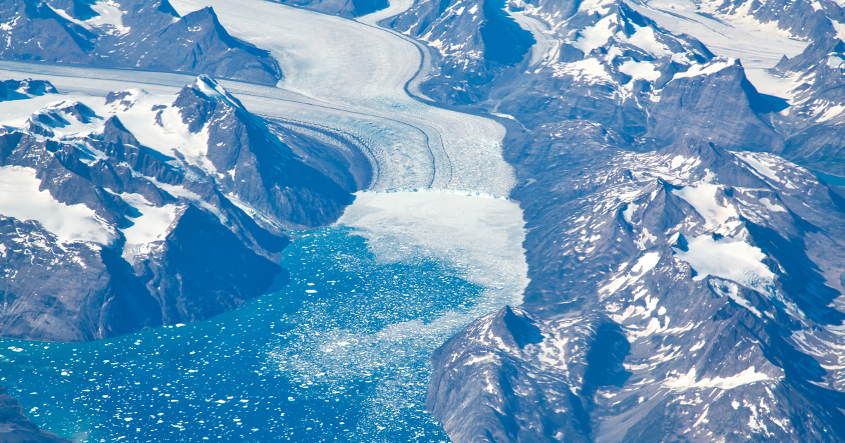 Les glaciers polaires du Groënland, à leur tour à la merci du réchauffement climatique
