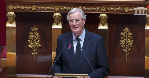 Michel Barnier affiche l'exigence de r�duire la double dette financi�re et �cologique