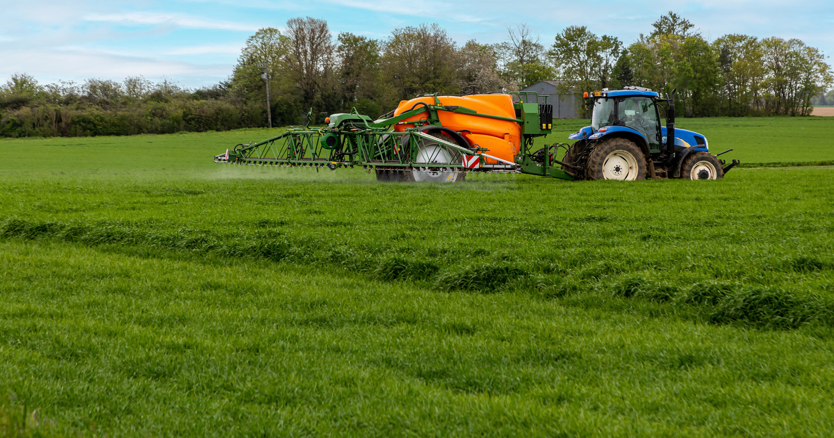 Pesticides�: trois condamnations dans la Dr�me pour infraction aux zones de non-traitement