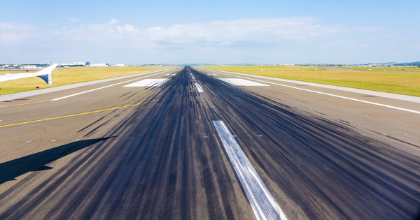 Les travaux sur l'a�roport de Dole-Jura ne portent pas atteinte au droit de vivre dans un environnement sain  