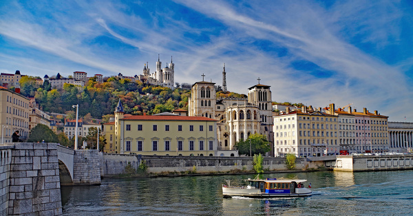 Transports publics�: Lyon explore la voie fluviale