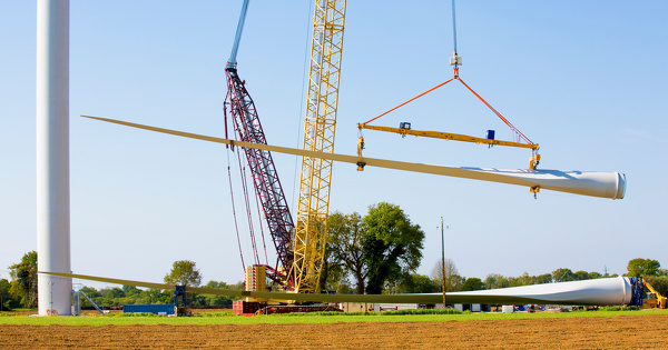 Refus d'une demande de suppression d'�oliennes�: pr�cision sur la cour administrative d'appel comp�tente