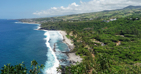 L'extension du bassin de baignade de Grande-Anse, � La R�union, est jug�e l�gale 