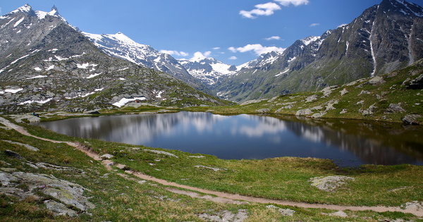 Lois Littoral et Montagne�: le S�nat consulte les �lus sur l'application des deux textes 