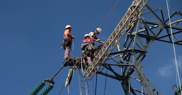 R�seau �lectrique�: des investissements doubl�s en 4 ans