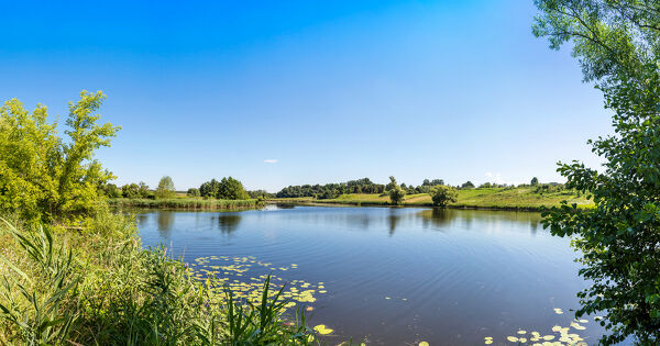 La commune doit �tre consid�r�e exploitante d'un barrage si ce dernier constitue le fondement d'une route