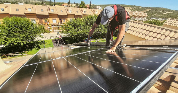 Les �nergies renouvelables ont repr�sent� pr�s de 428 000 emplois en France en 2024