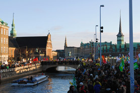 100.000 personnes dans les rues de Copenhague