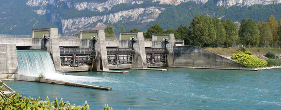 Le développement de l'énergie hydroélectrique continue de faire polémique