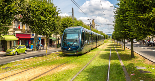 Assises de la mobilit�: Elisabeth Borne d�voile les grandes orientations de la strat�gie du gouvernement