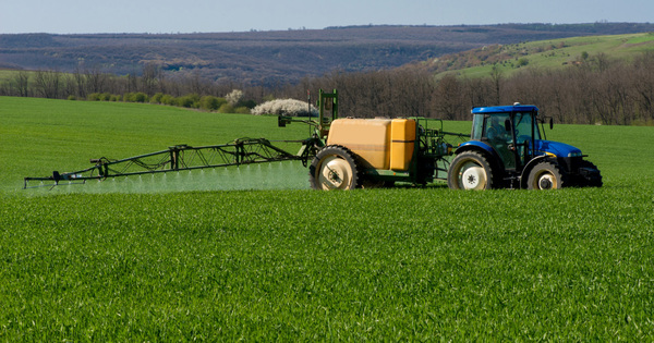 Produits phytosanitaires�: en commission, les d�put�s enrichissent le projet de loi agricole