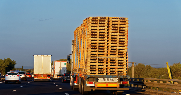 Emissions carbone des poids-lourds�: le Conseil s'accorde avec le Parlement europ�en