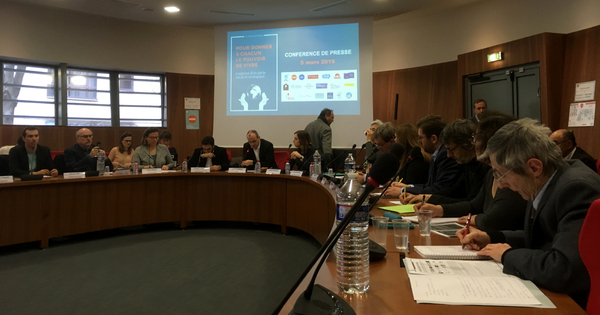 Grand d�bat�: syndicats et associations lancent un pacte social et �cologique