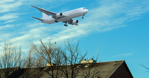 R�am�nagement de l'a�roport de Nantes-Atlantique�: 31 mesures retenues par l'�tat