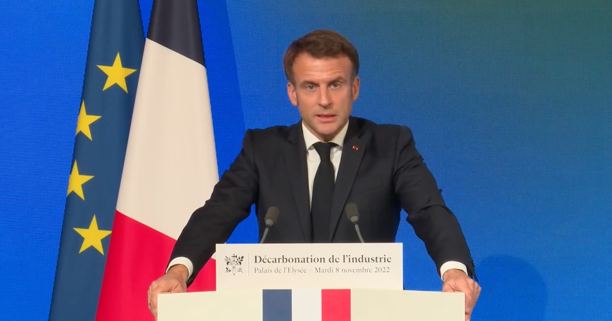 Décarbonation de l'industrie : Emmanuel Macron doublera les aides financières si les efforts s'intensifient