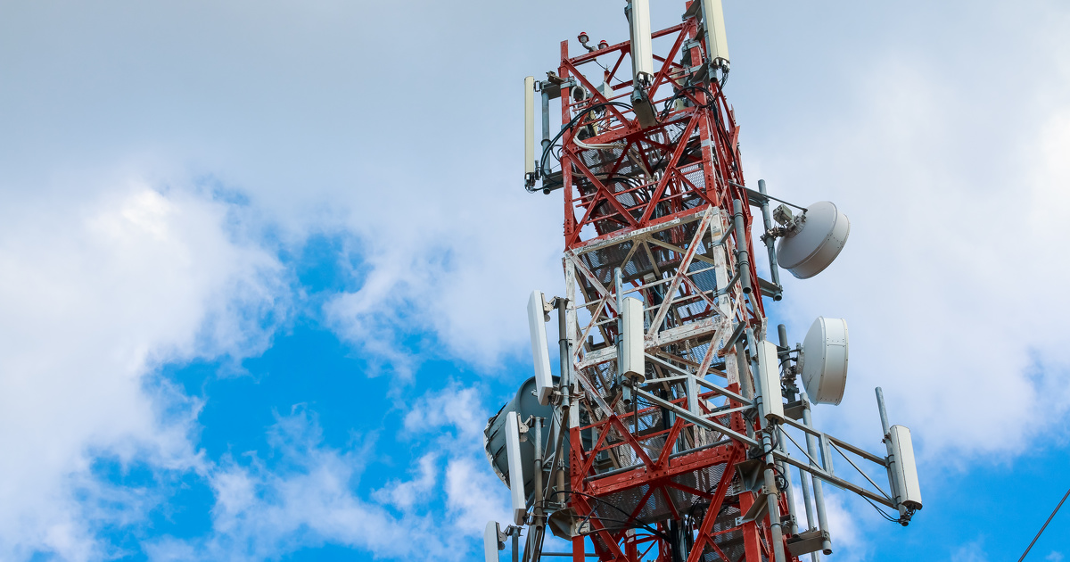 Téléphonie mobile : l'abandon des réseaux 2G et 3G aura un impact carbone positif, selon l'Arcep