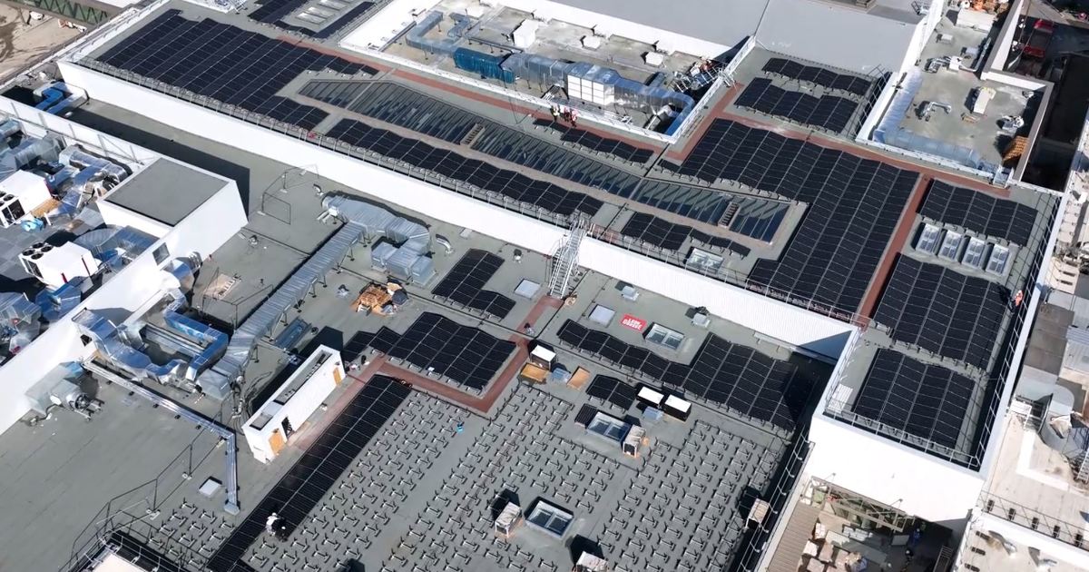 Accélérer la solarisation des toitures (3/4) : conseils d'un installateur sur un bâtiment neuf à Grenoble