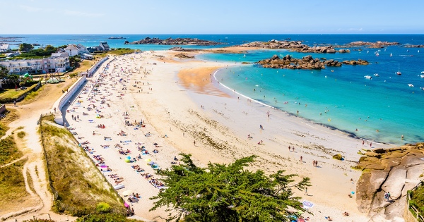 Eau et rivi�res de Bretagne lance son indicateur pour une baignade sans risque sanitaire